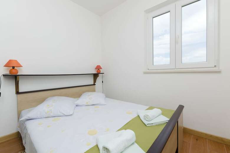 Apartments Marinko