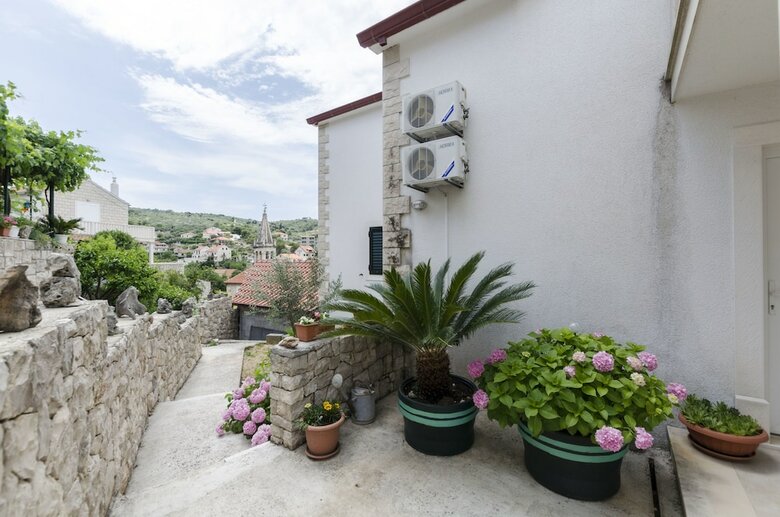 Apartments Marinko