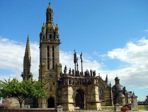 G�te Atypique Dans Une Chapelle