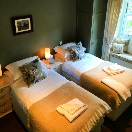 The Racehorses Hotel