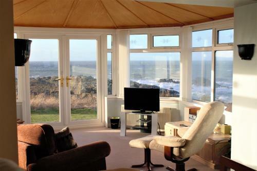 Corsewall Lighthouse Hotel