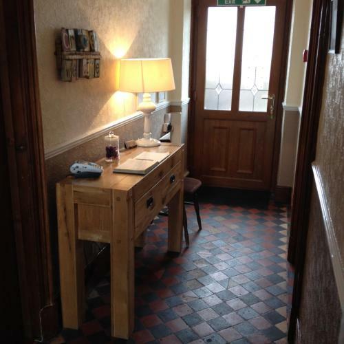 Hostal Maenllwyd Guest House