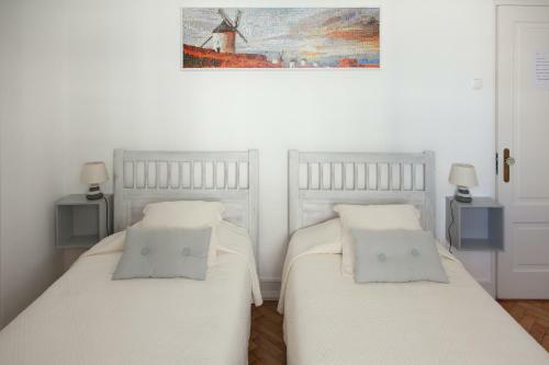 Hostal Parede Guest House