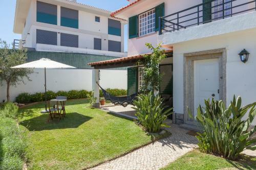 Hostal Parede Guest House