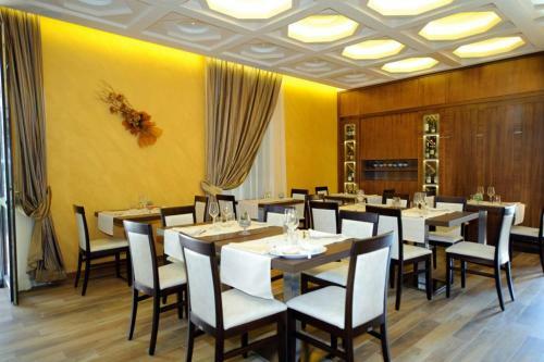Hostal Villa Tivoli