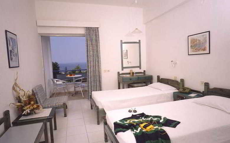 Hotel Gerakina Beach