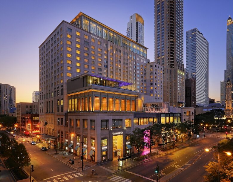 Hotel Peninsula
