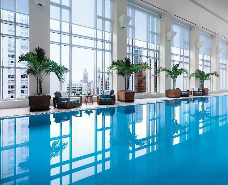 Hotel Peninsula