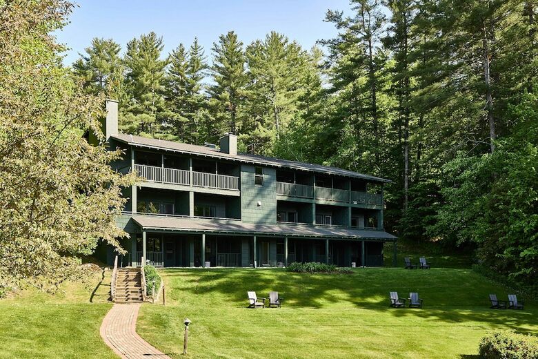 Hotel Golden Eagle Resort