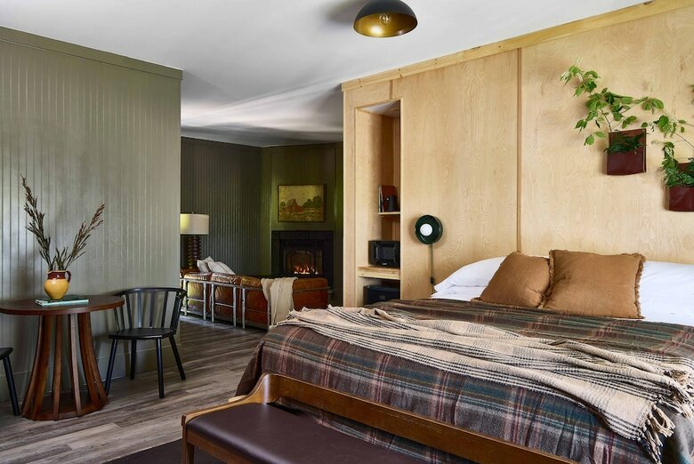 Hotel Golden Eagle Resort