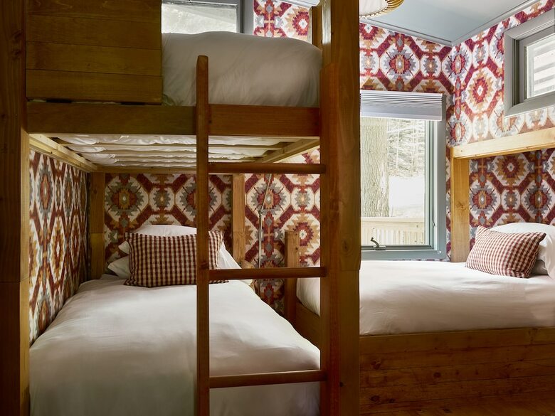 Hotel Golden Eagle Resort