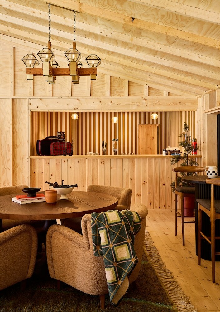 Hotel Golden Eagle Resort