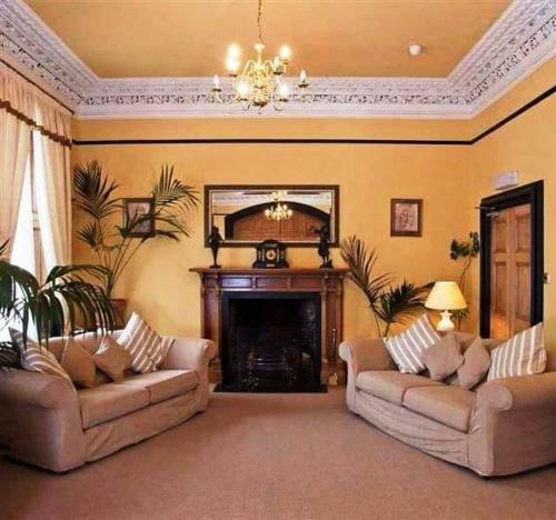 The Royal Hotel Tain