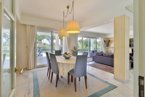 Villa Mari�o Punta Port