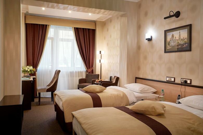 Birch Yard Hotel