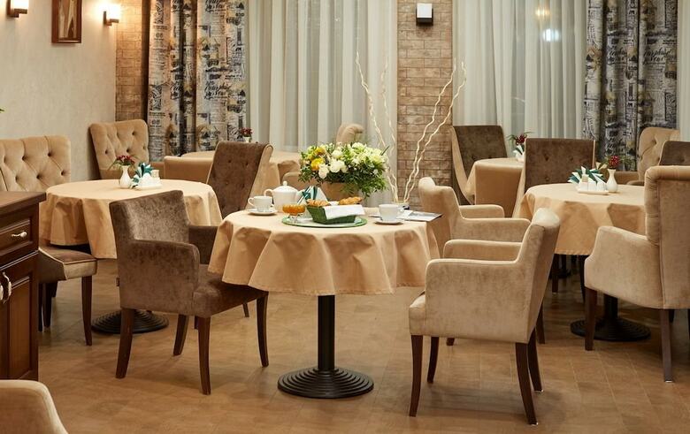 Birch Yard Hotel