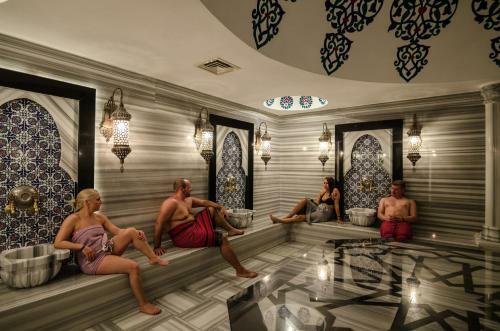 Lumos Deluxe Resort Hotel & Spa