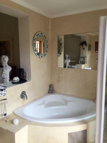 Hostal Villa Laluna Nera