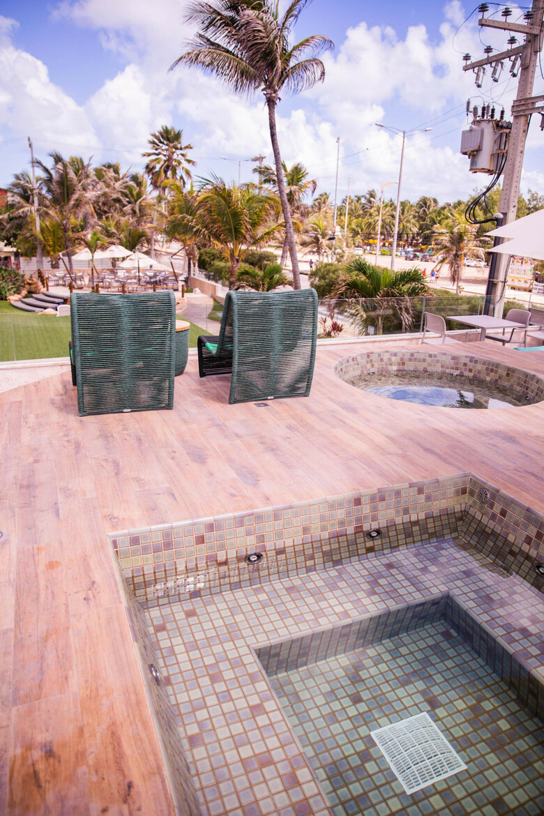 Crocobeach Hotel