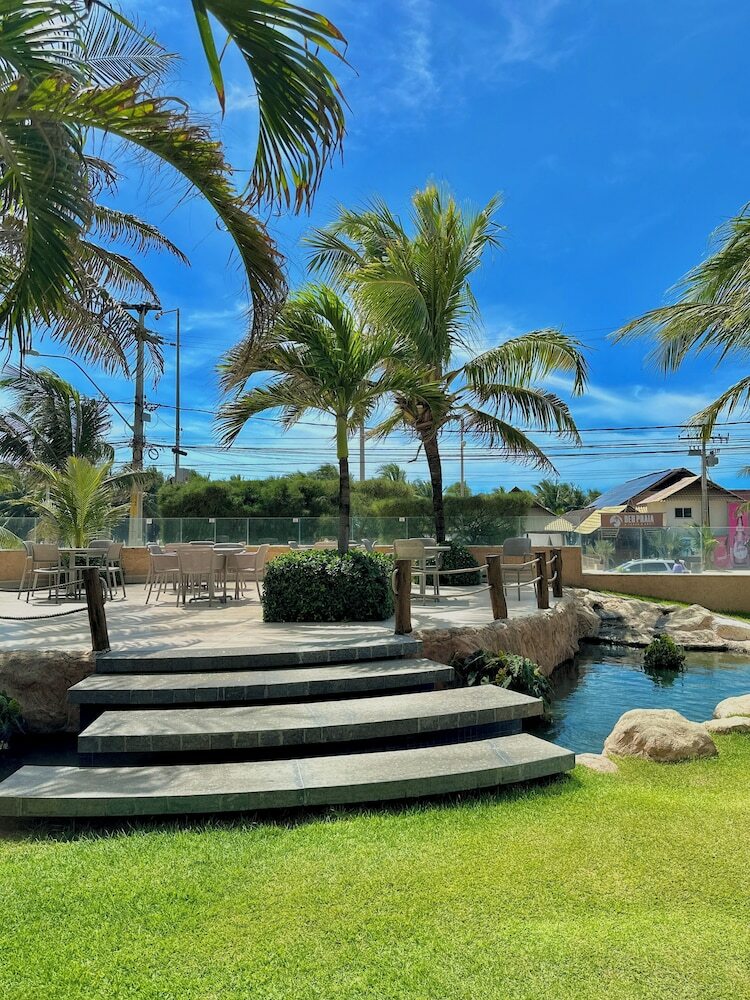 Crocobeach Hotel