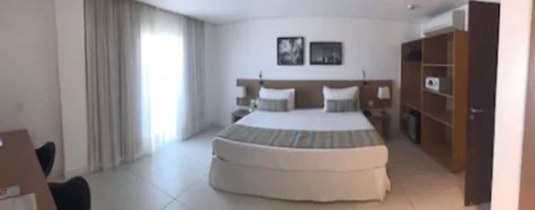Crocobeach Hotel