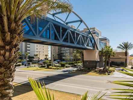 Apartamento Crystal Tower 1608