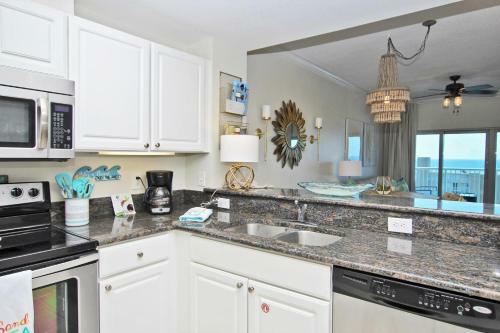 Apartamento Crystal Tower 1002