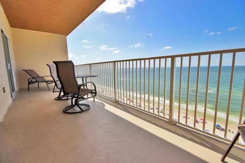 Apartamento Crystal Shores West 605