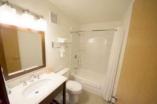 Motel Rewak Studios