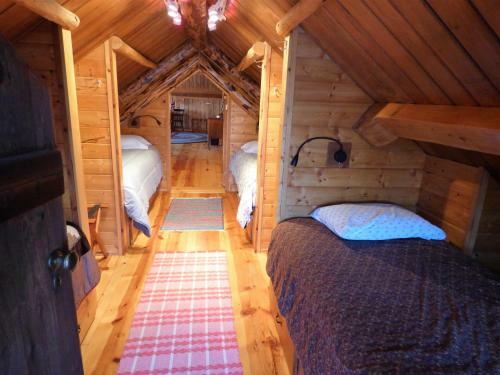 Bed & Breakfast Juneberry Lodge