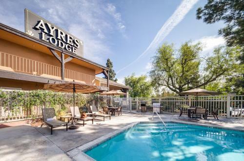 Hotel Ayres Lodge Alpine