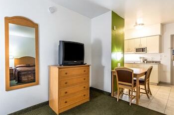 Aparthotel Studio 6 Bakersfield