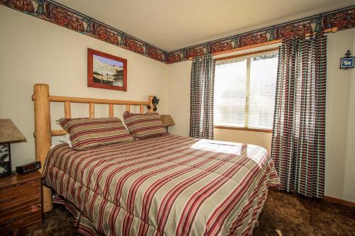 Cedar Pines #1529