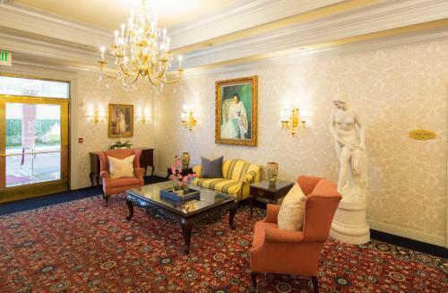Bristol Hotel
