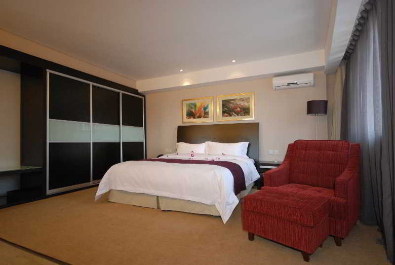 Hotel Comfort Suites