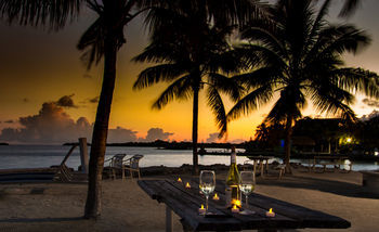 Hotel Banana Bay Resort & Marina