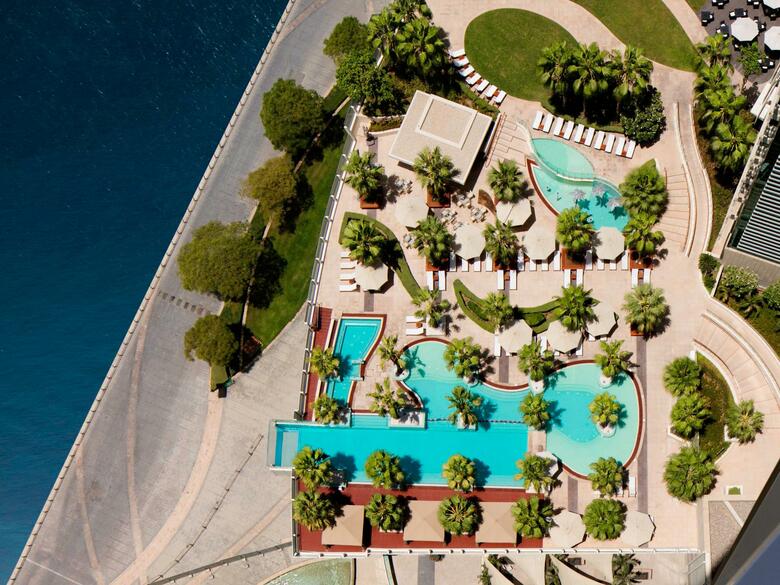 Hotel Crowne Plaza Festival City