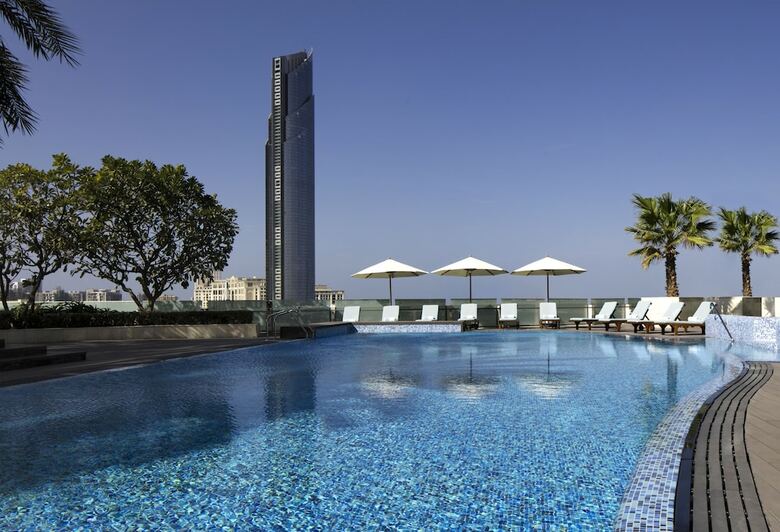 Hotel Crowne Plaza Festival City