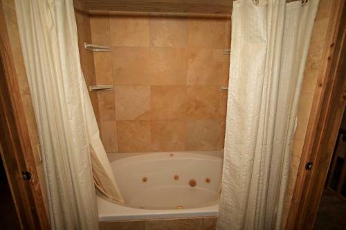 Leader On Cedar #1115