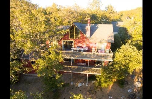 Lakeview Lodge
