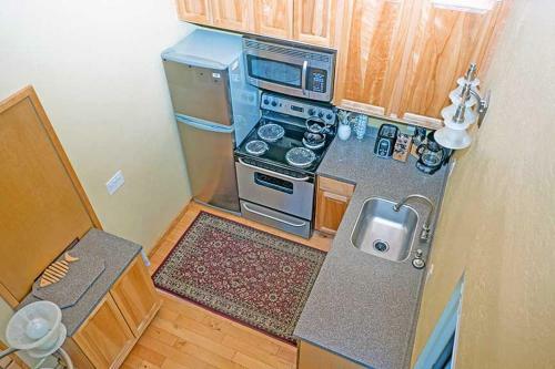 Tahoe Keys Apartment