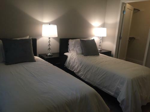 Apartamentos Luxury 2-bedroom, 2-bathroom W Pool
