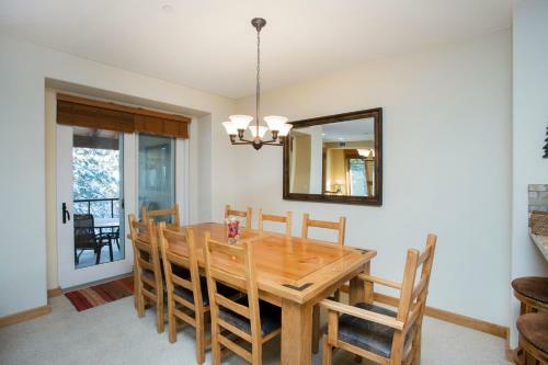 Lodge Mammoth Golf Properties By 101 Great Escapes
