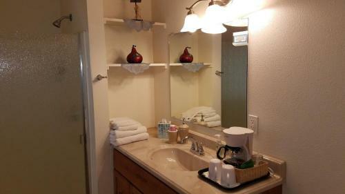 Yosemite Nights Bed & Breakfast