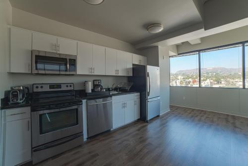 Hollywood Academy Apartment
