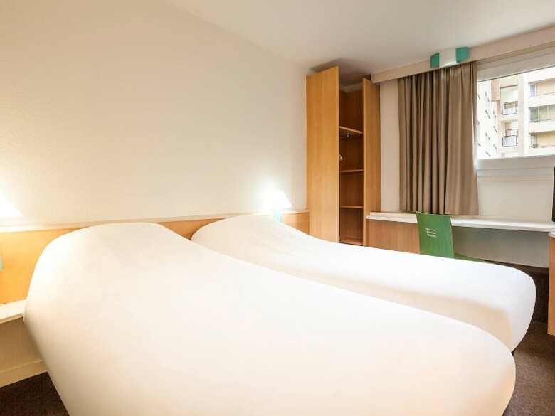 Hotel Ibis Paris Alesia Montparnasse
