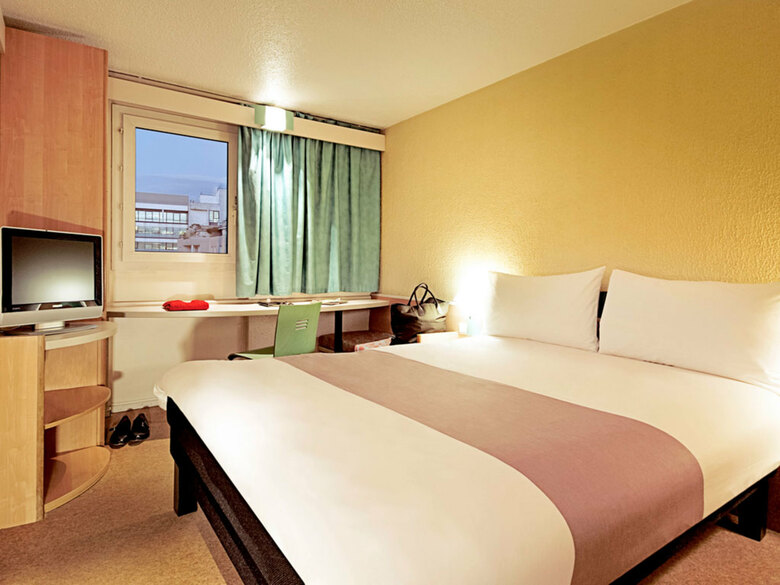 Hotel Ibis Paris Alesia Montparnasse