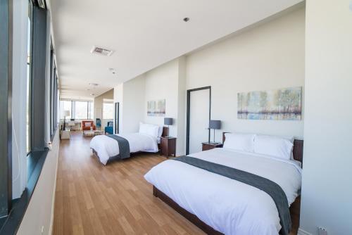 Apartamentos California Tower