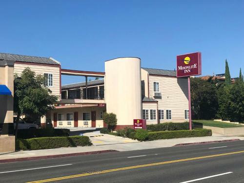 Hotel Moonlite Inn