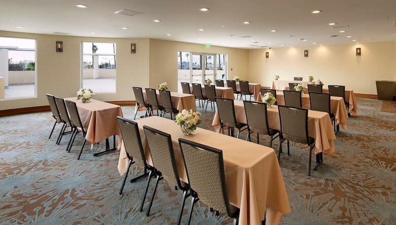 The Redondo Beach Hotel